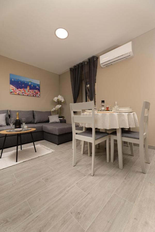 Apartments Neptun Baska  Ngoại thất bức ảnh